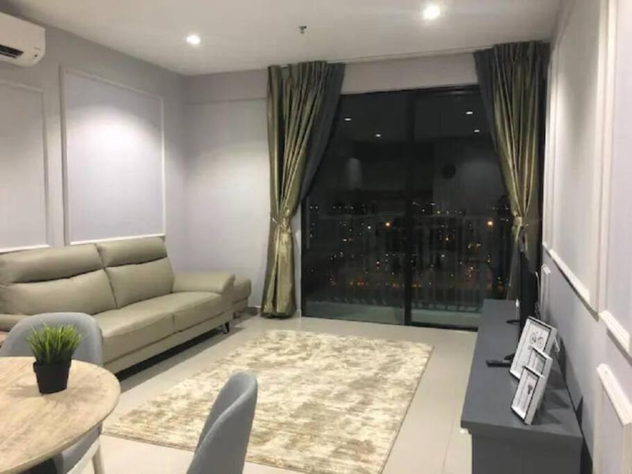 Hyde Tower, Peaceful Corner 2 Rooms And 2 Bathrooms, London Theme With Wifi And Netflix & Coway Shah Alam Exterior photo